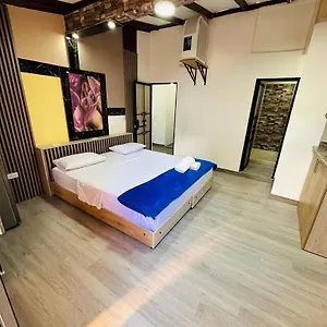 Hotel Lares 70 Laureles, Medellín