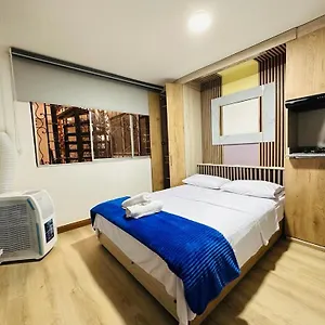Hotel Lares 70 Laureles, Medellín